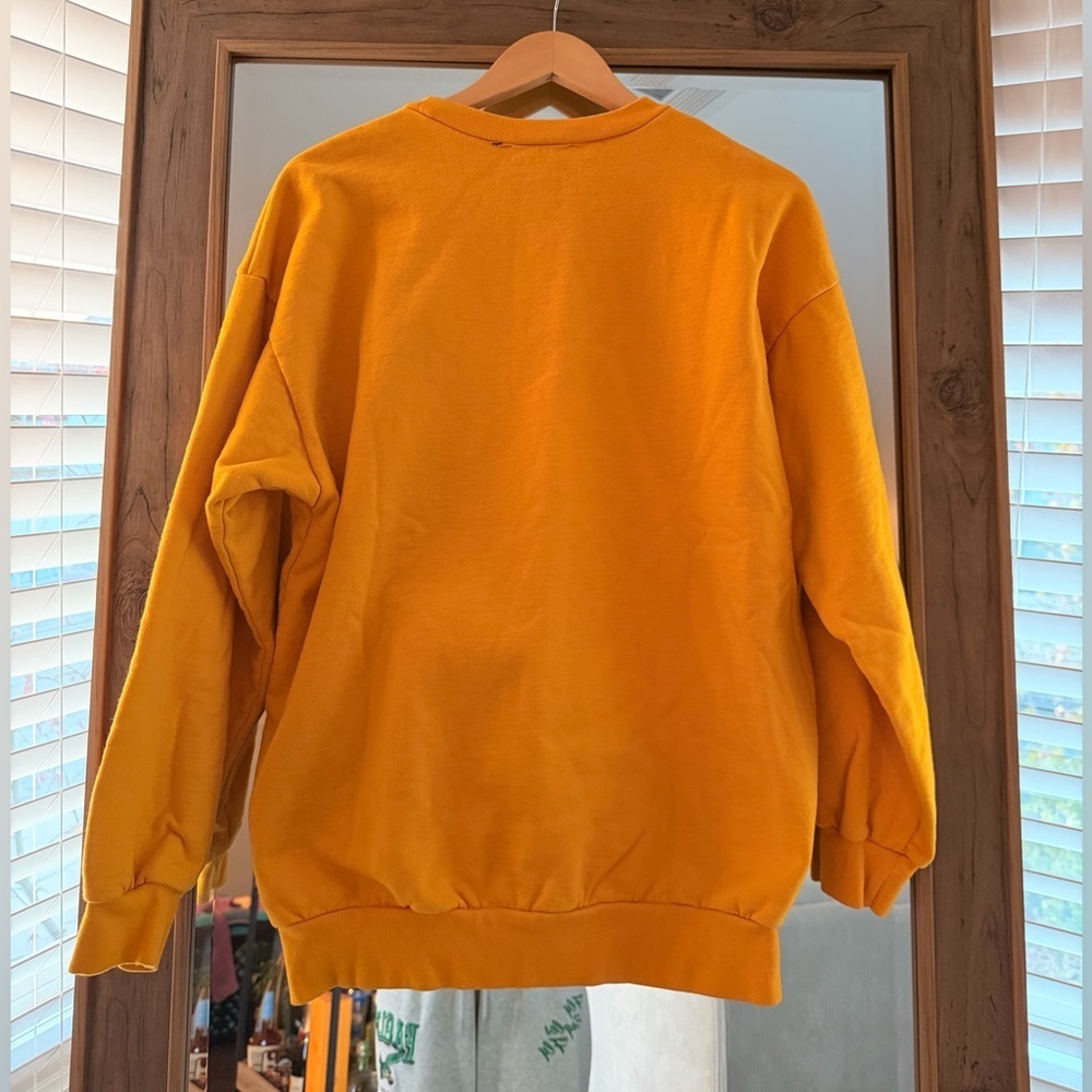 Heavy Manners Heavy Classic Crewneck - Picture 8 of 9